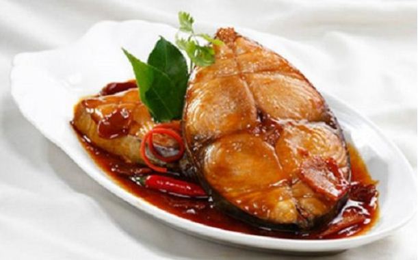Braised-fish-with-Nauclea-fruit-Ca-kho-gao-Ninh-Binh-5